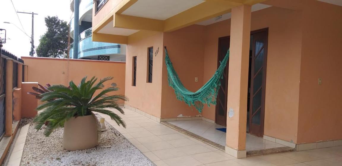 Casa 02 Dorm Na Rua Salmao Villa Bombinhas Exterior photo